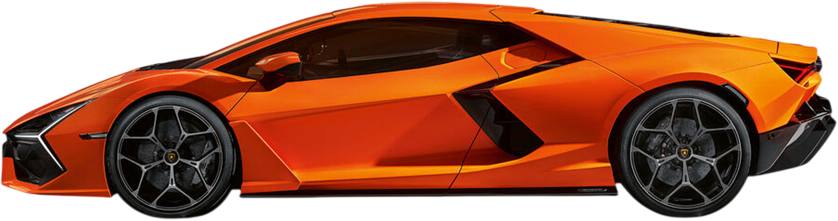 Lamborghini Revuelto side profile